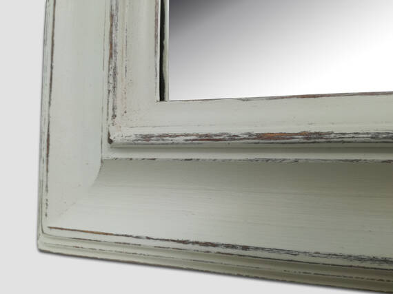 Lustro Shabby Chic w ręcznie malowanej ramie z litego drewna